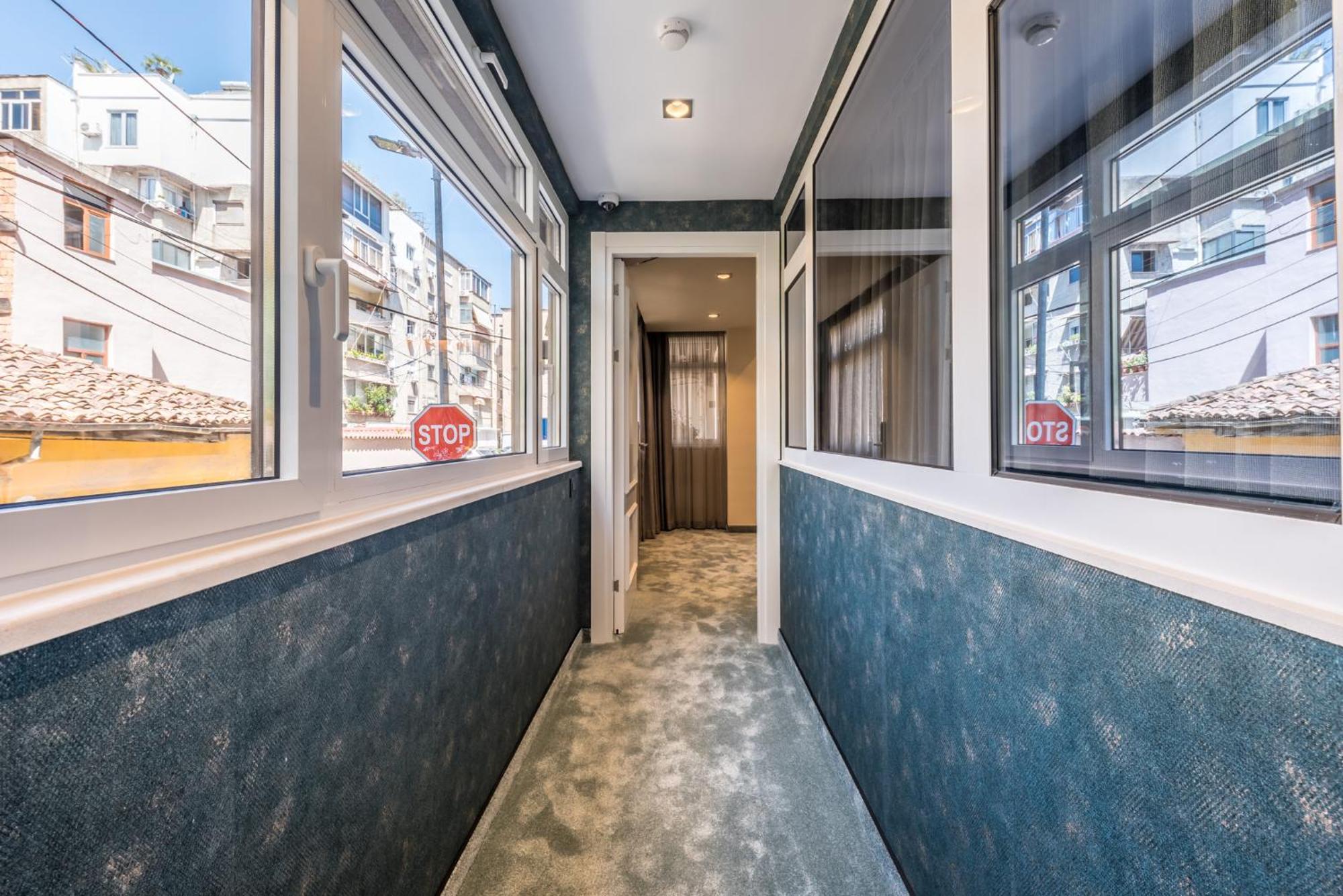 Piazza Luxury Apartments Tirana Exterior photo